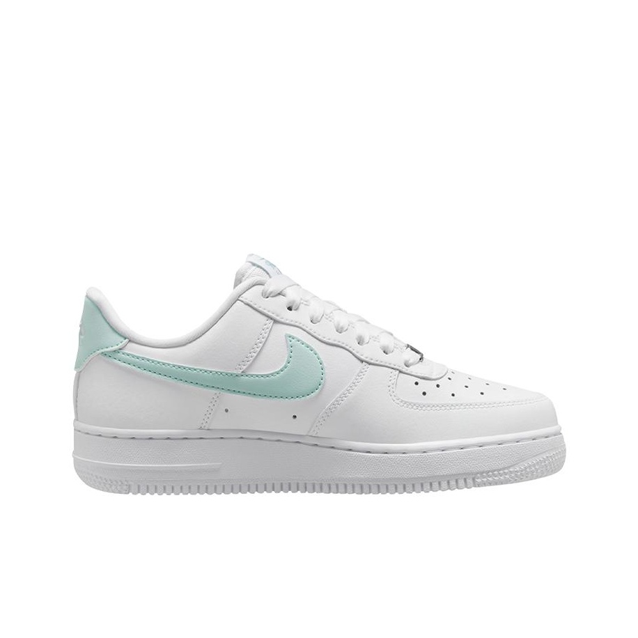 ナイキ エアフォース1 スケートボードシューズ レディース  - Nike Shoes Air Force 1 のレビューと価格